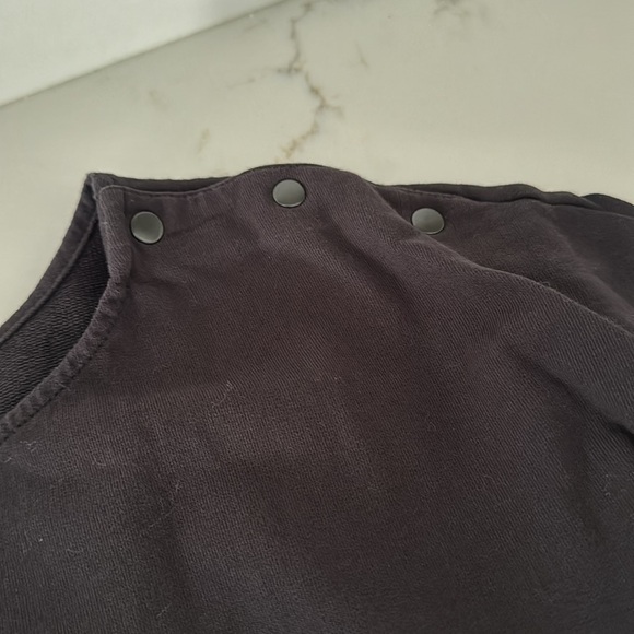 SOLD Bodily Breastfeeding Cover in Black - Picture 3 of 4